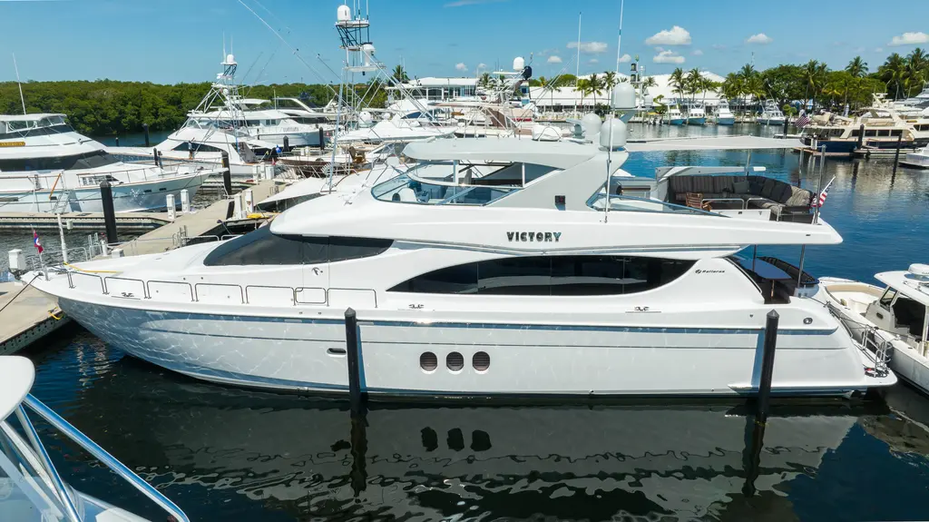 VICTORY 2008 Hatteras 80 Motor Yacht Yacht For Sale in Key Largo FL VICTORY 2008 Hatteras 80 Motor Yacht Yacht For Sale in Key Largo FL
