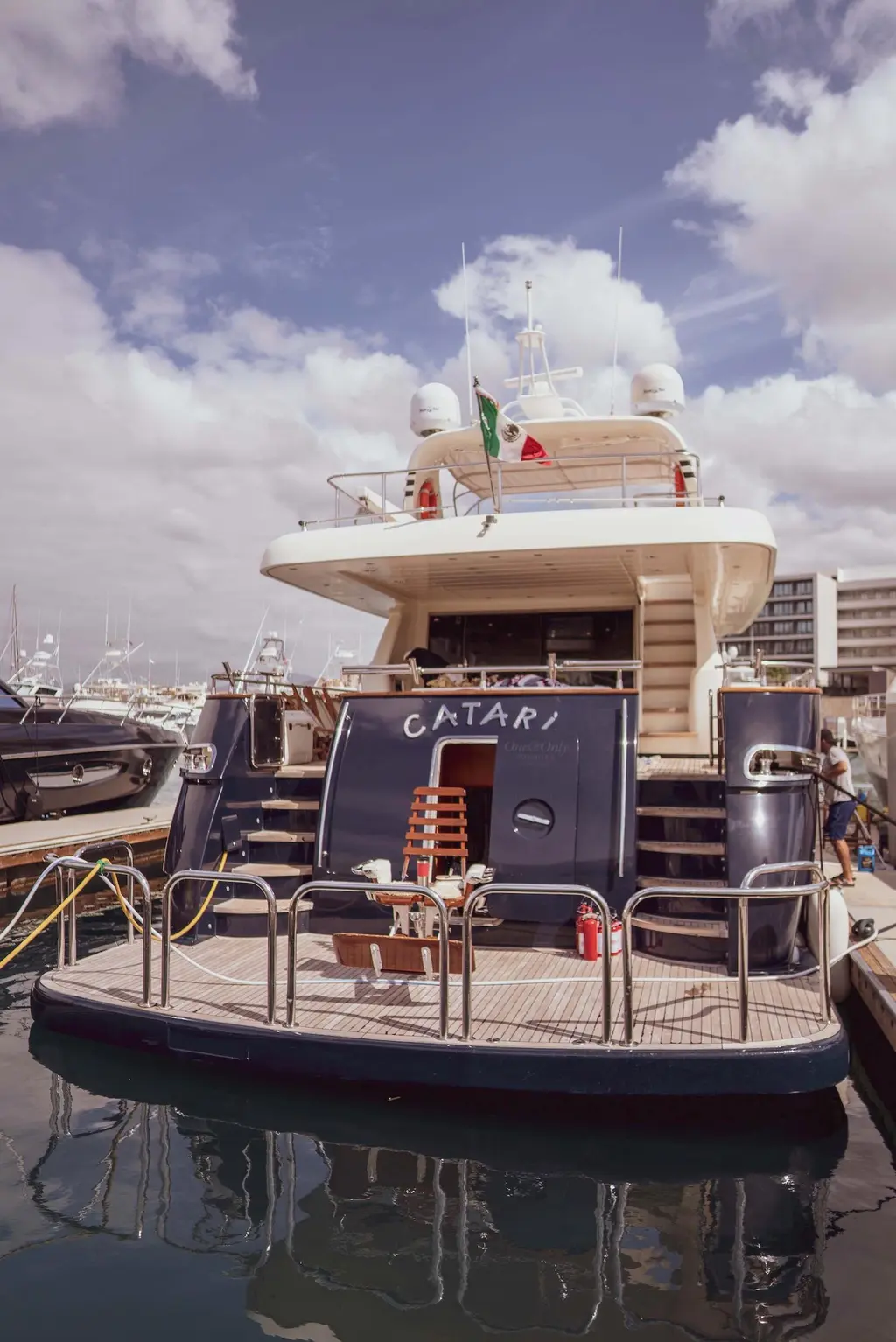 2005 Canados 86 Yacht For Sale in San José del Cabo 2005 Canados 86 Yacht For Sale in San José del Cabo