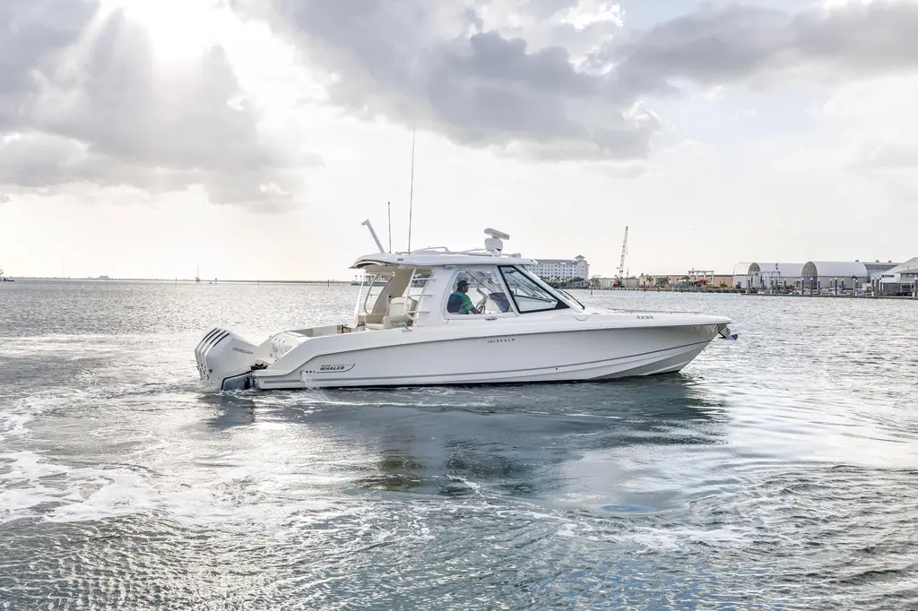 2022 Boston Whaler 380 Realm Yacht For Sale in Tampa FL 2022 Boston Whaler 380 Realm Yacht For Sale in Tampa FL