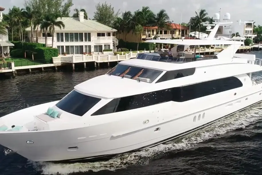LOLA T 2017 Hargrave Raised Pilothouse MY Yacht For Sale in Boca Raton FL LOLA T 2017 Hargrave Raised Pilothouse MY Yacht For Sale in Boca Raton FL