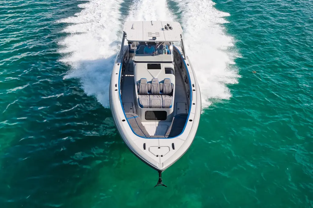 2023 Midnight Express 43 Solstice Yacht For Sale in Miami Beach FL 2023 Midnight Express 43 Solstice Yacht For Sale in Miami Beach FL