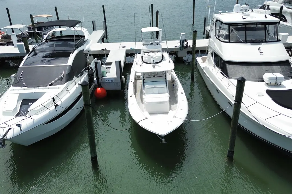 2018 Everglades 435 Center Console Yacht For Sale in Stuart FL 2018 Everglades 435 Center Console Yacht For Sale in Stuart FL