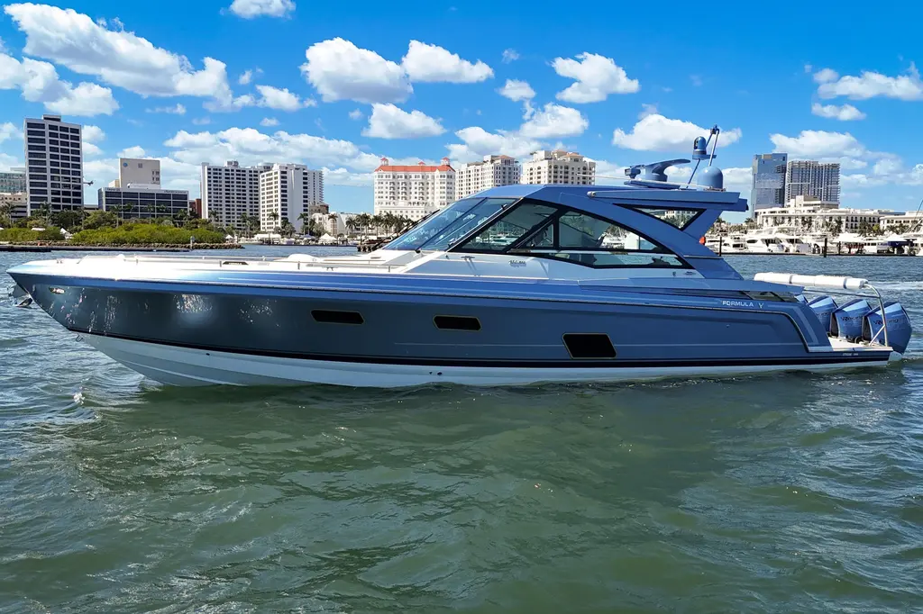 Endless Summer 2023 Formula 430 Super Sport Crossover Yacht For Sale in Fort Lauderdale FL Endless Summer 2023 Formula 430 Super Sport Crossover Yacht For Sale in Fort Lauderdale FL