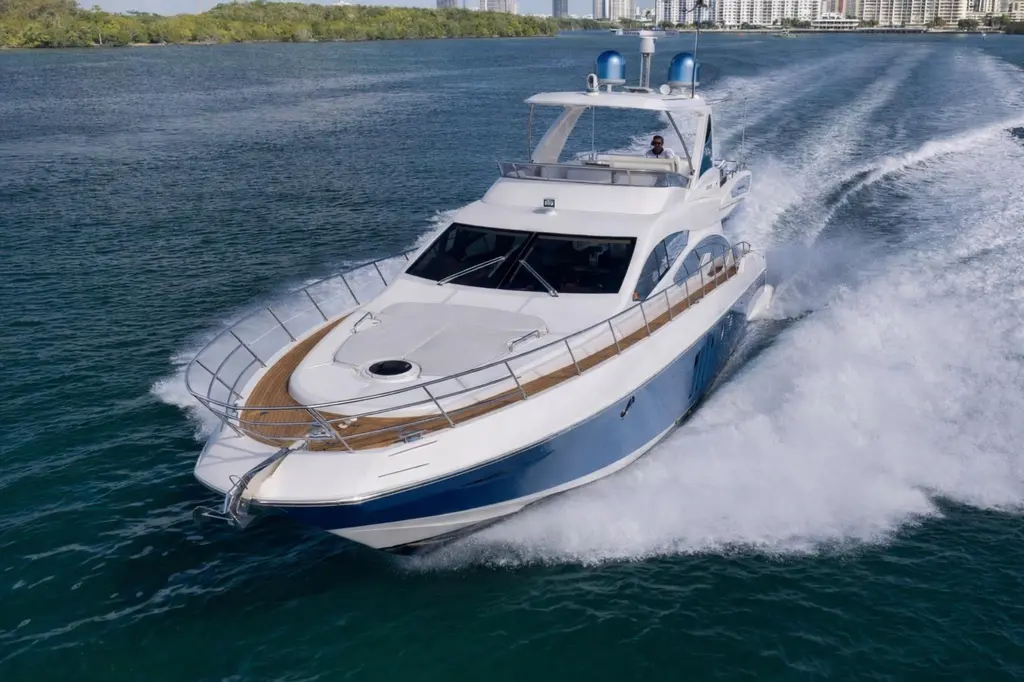 2012 Azimut 64 Yacht For Sale in Miami Beach FL 2012 Azimut 64 Yacht For Sale in Miami Beach FL