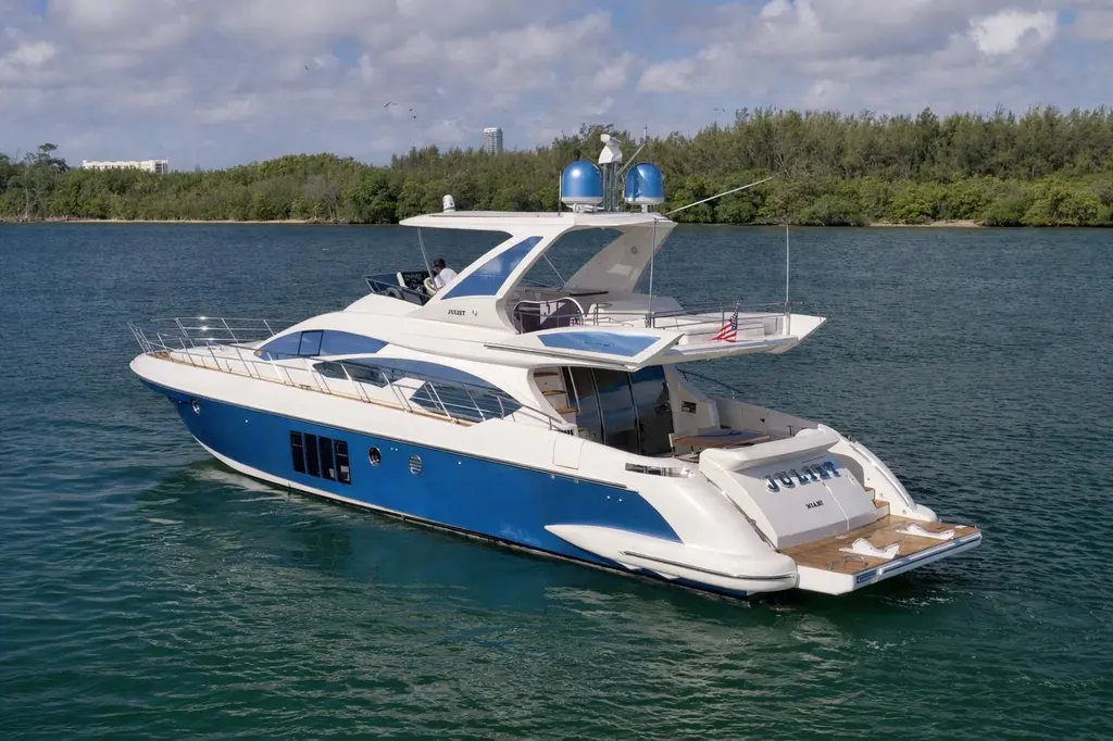 2012 Azimut 64 Yacht For Sale in Miami Beach FL 2012 Azimut 64 Yacht For Sale in Miami Beach FL