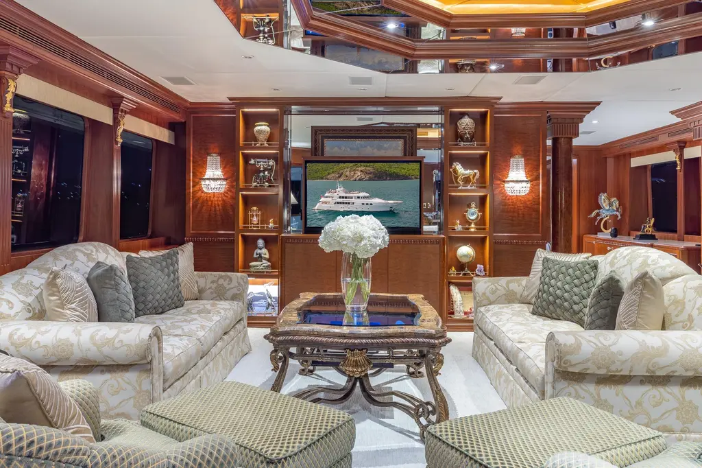 RELENTLESS 2001 Trinity Yachts Tri-Deck MY Yacht For Sale in Fort Lauderdale FL RELENTLESS 2001 Trinity Yachts Tri-Deck MY Yacht For Sale in Fort Lauderdale FL