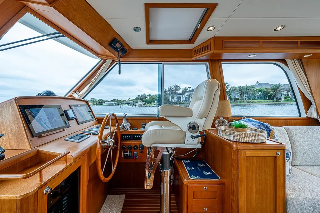 SEABIRD 2014 Grand Banks 46 Eastbay SX Yacht For Sale in Vero Beach FL SEABIRD 2014 Grand Banks 46 Eastbay SX Yacht For Sale in Vero Beach FL