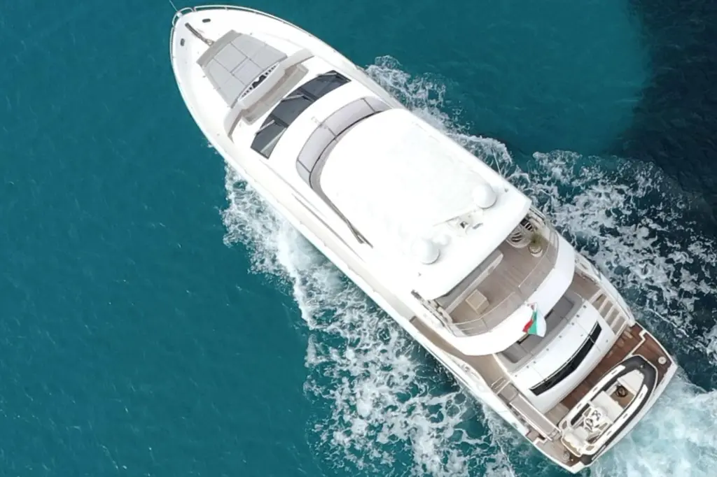 Glasax 2016 Sunseeker 75 Yacht Yacht For Sale in Athens Glasax 2016 Sunseeker 75 Yacht Yacht For Sale in Athens