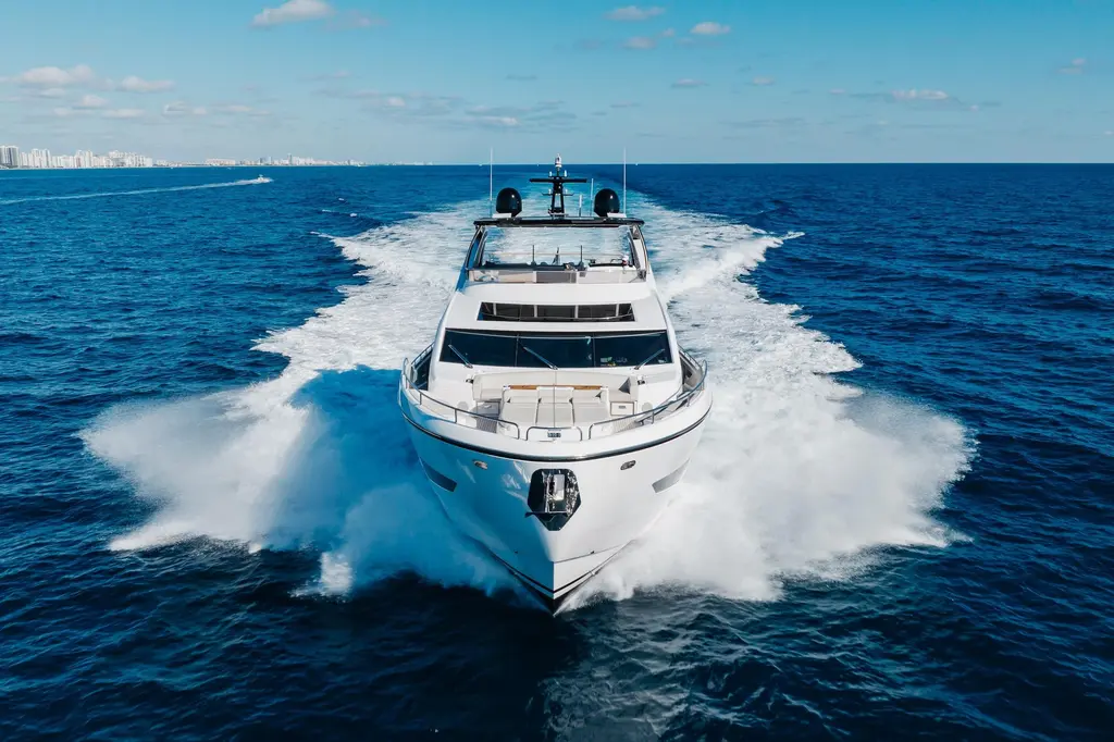 WHITE STAR 2023 Sunseeker 90 Ocean Yacht For Sale in Fort Lauderdale FL WHITE STAR 2023 Sunseeker 90 Ocean Yacht For Sale in Fort Lauderdale FL