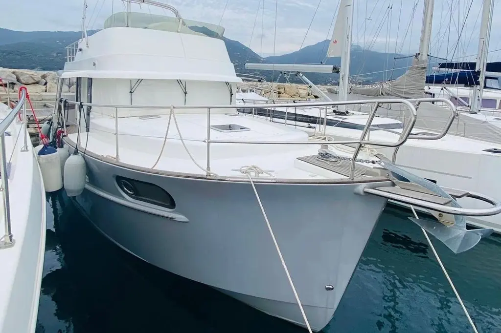  2018 Beneteau Swift Trawler 44 Yacht For Sale in Grimaud 83