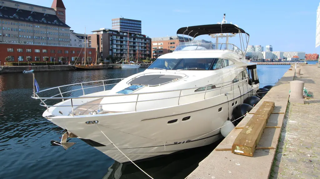 2008 Fairline Squadron 70 Yacht For Sale in København Ø 2008 Fairline Squadron 70 Yacht For Sale in København Ø