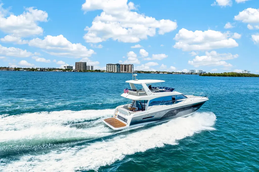 2023 Prestige 590 Yacht For Sale in North Miami Beach FL 2023 Prestige 590 Yacht For Sale in North Miami Beach FL