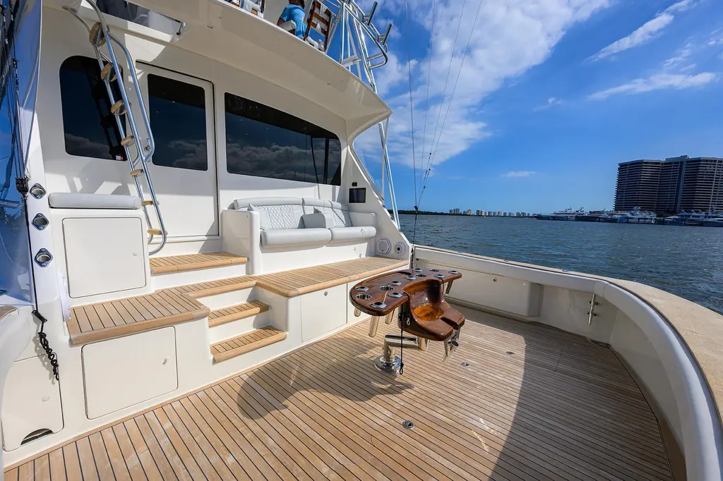 Blowfish3 2008 Viking 68 Convertible Yacht For Sale in North Palm Beach FL Blowfish3 2008 Viking 68 Convertible Yacht For Sale in North Palm Beach FL