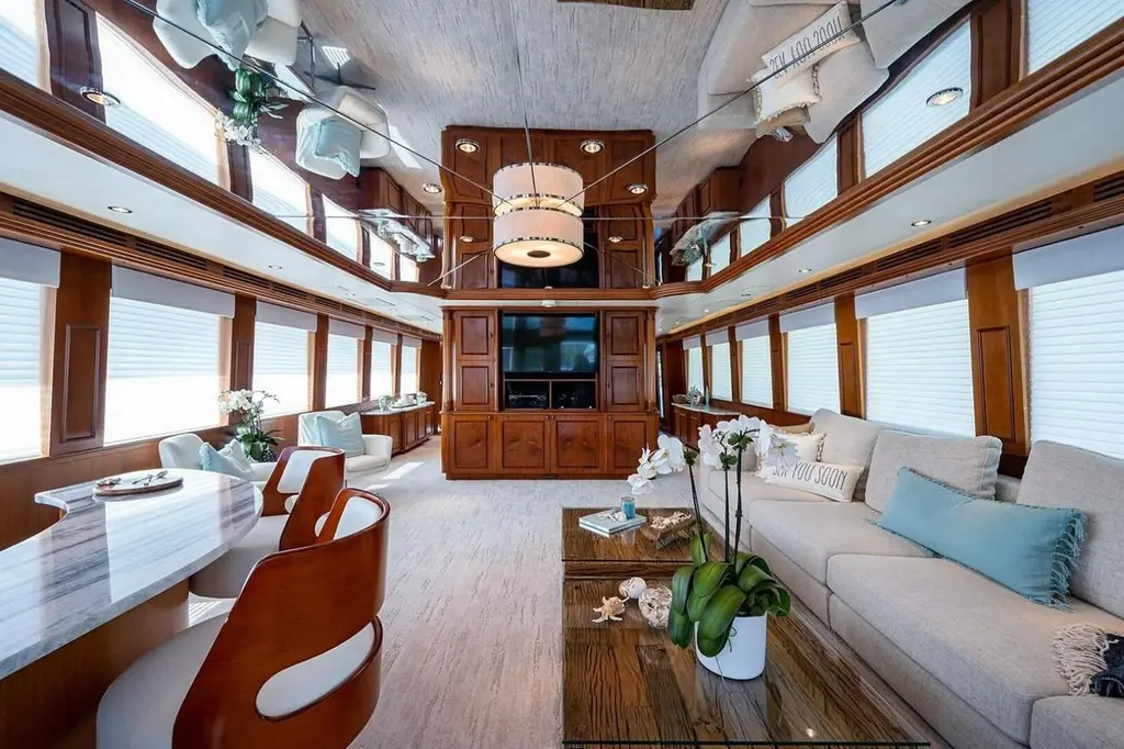 MAGNUM RIDE 2003 Hatteras 100 Raised Pilothouse Yacht For Sale in Nantucket MA