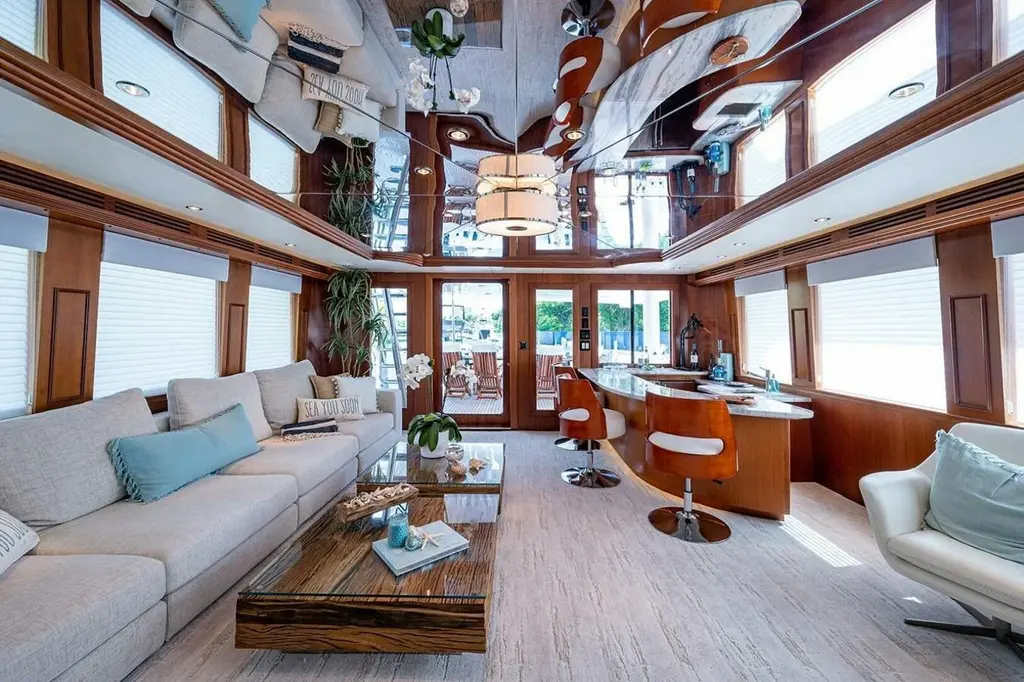 MAGNUM RIDE 2003 Hatteras 100 Raised Pilothouse Yacht For Sale in Nantucket MA