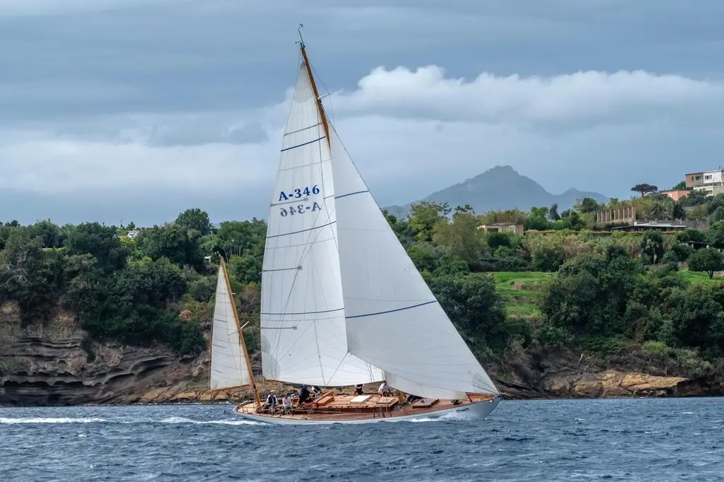 1952 Ketch Bermudiano Yacht For Sale in Rome IT-RM 1952 Ketch Bermudiano Yacht For Sale in Rome IT-RM