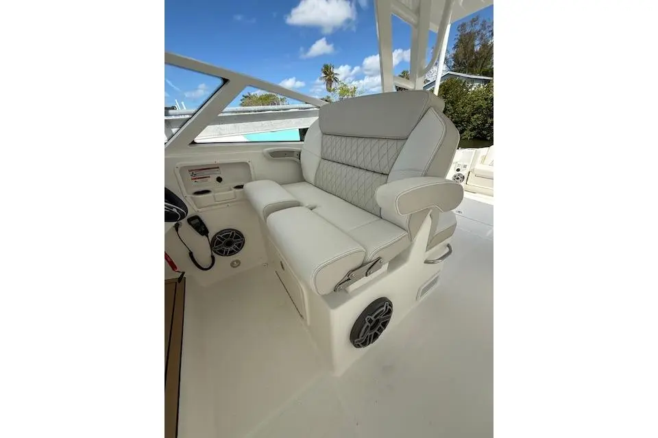 2026 World Cat 400 DC-X Island Yacht For Sale in Fort Lauderdale FL 2026 World Cat 400 DC-X Island Yacht For Sale in Fort Lauderdale FL