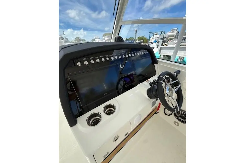 2026 World Cat 400 DC-X Island Yacht For Sale in Fort Lauderdale FL 2026 World Cat 400 DC-X Island Yacht For Sale in Fort Lauderdale FL