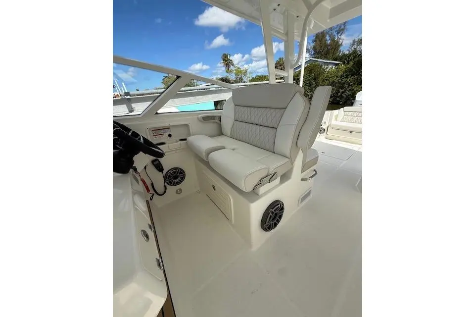2026 World Cat 400 DC-X Island Yacht For Sale in Fort Lauderdale FL 2026 World Cat 400 DC-X Island Yacht For Sale in Fort Lauderdale FL