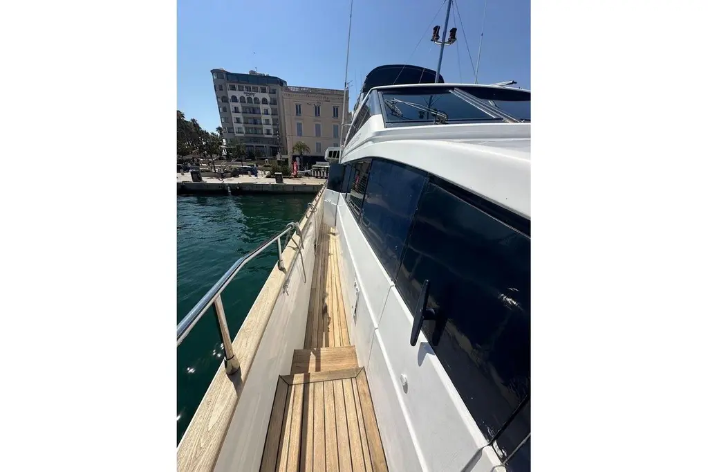 MISS CANDY 1996 Versilcraft Super Challenger 96 Yacht For Sale in Cannes MISS CANDY 1996 Versilcraft Super Challenger 96 Yacht For Sale in Cannes
