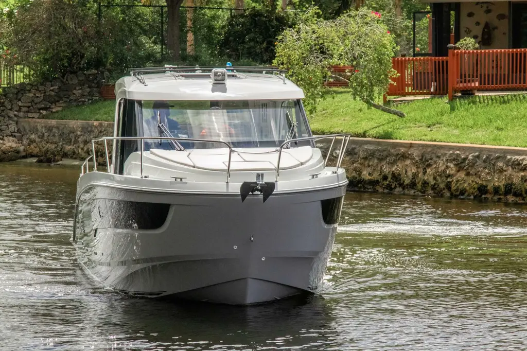 2026 Beneteau Antares 9 Yacht For Sale in Fort Lauderdale FL 2026 Beneteau Antares 9 Yacht For Sale in Fort Lauderdale FL