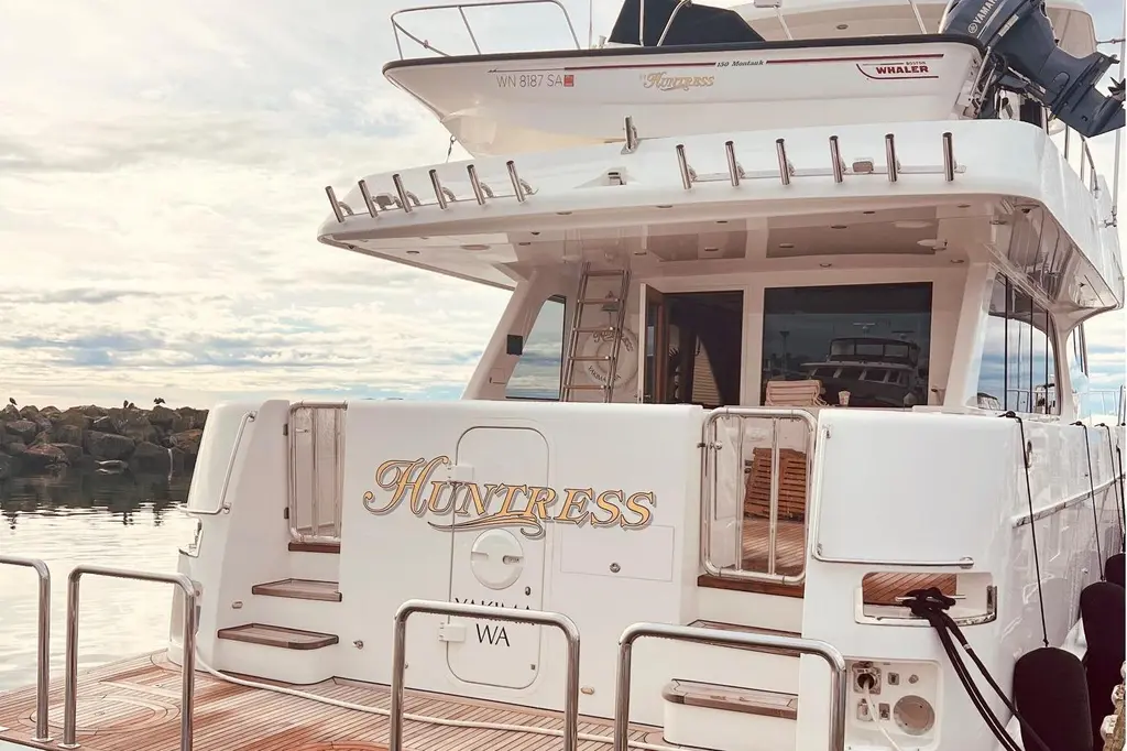 Huntress 2001 Nordlund Enclosed command bridge Yacht For Sale in Seattle WA Huntress 2001 Nordlund Enclosed command bridge Yacht For Sale in Seattle WA