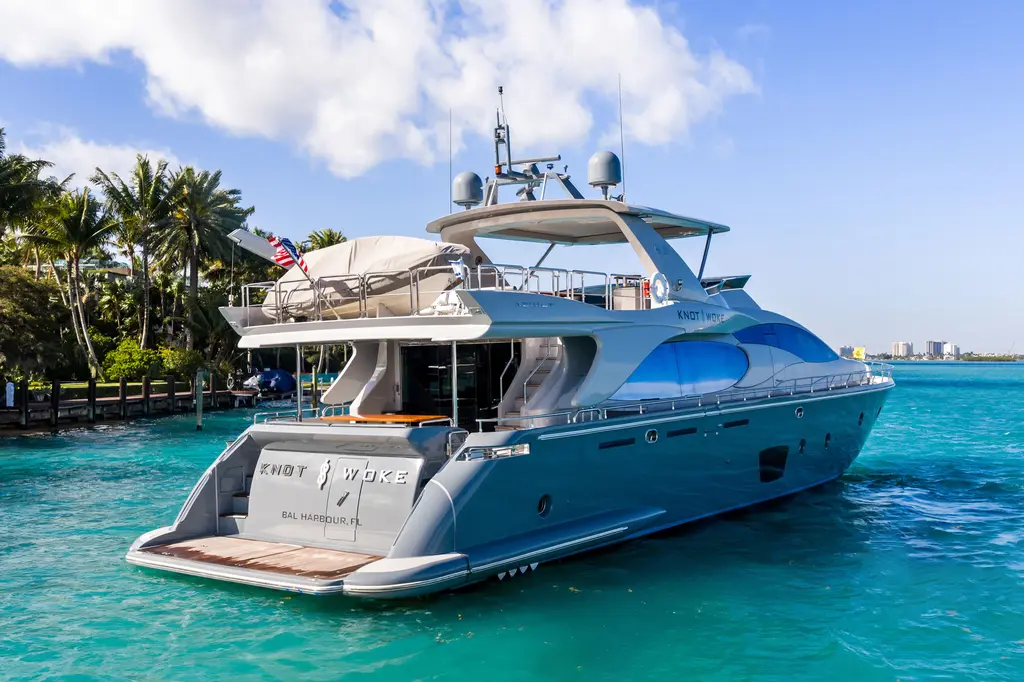 Knot Woke 2009 Azimut Flybridge 85 Yacht For Sale in Stamford CT Knot Woke 2009 Azimut Flybridge 85 Yacht For Sale in Stamford CT