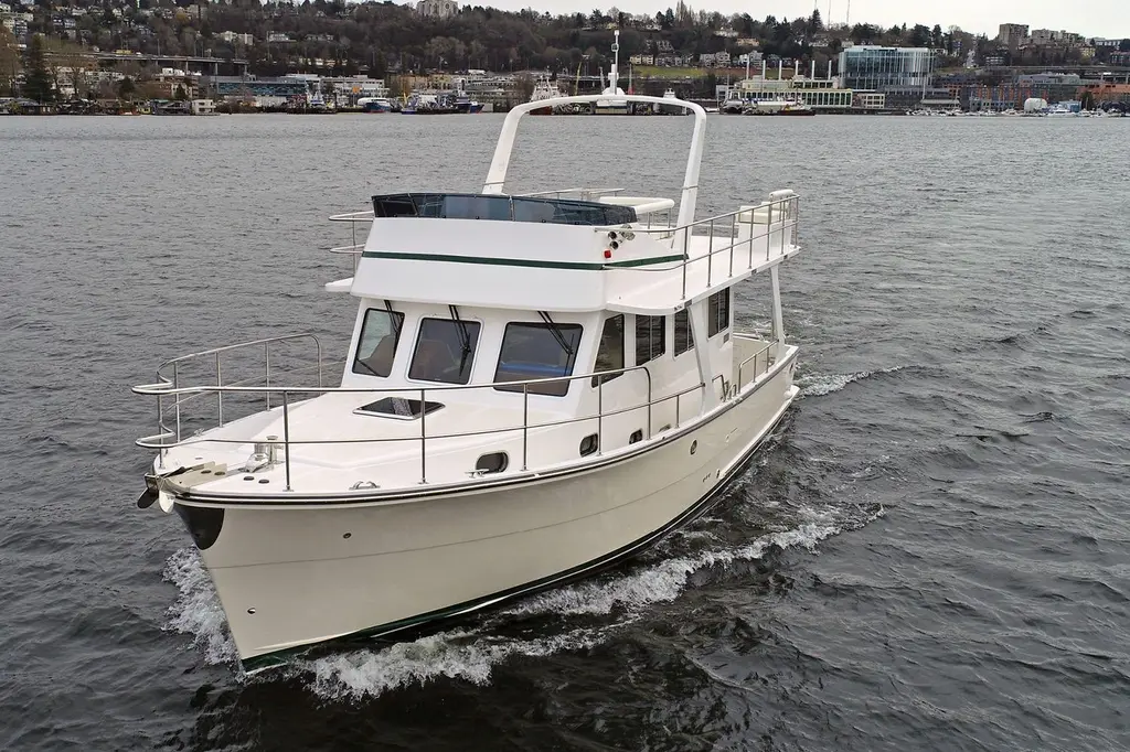 2027 Helmsman Trawlers 38 Sedan Yacht For Sale in Mississauga ON 2027 Helmsman Trawlers 38 Sedan Yacht For Sale in Mississauga ON