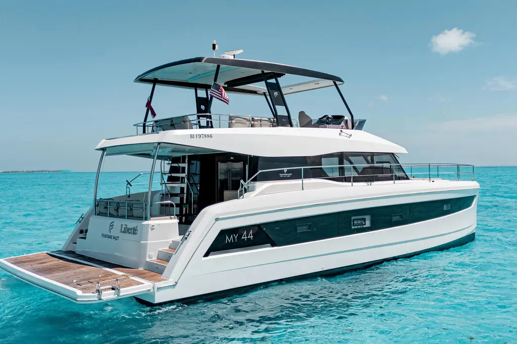 Libert'e 2020 Fountaine Pajot MY6 Yacht For Sale in Cancún Libert'e 2020 Fountaine Pajot MY6 Yacht For Sale in Cancún