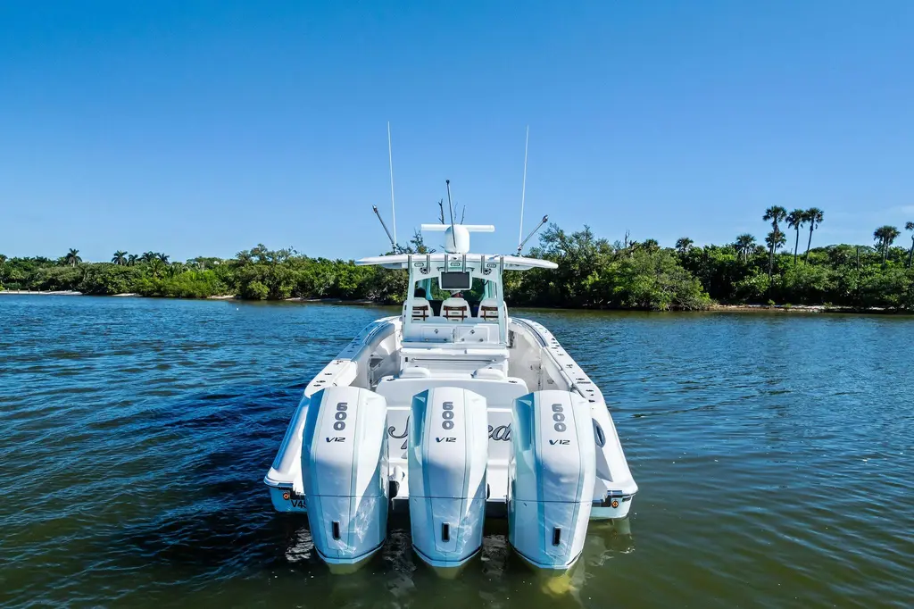 SPIRITED 2023 HCB 42 Lujo Yacht For Sale in Tequesta FL SPIRITED 2023 HCB 42 Lujo Yacht For Sale in Tequesta FL