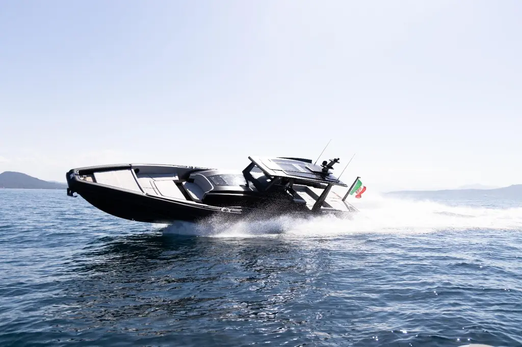 BS140 EFB 2026 Black Shiver 140 EFB Yacht For Sale in Monaco BS140 EFB 2026 Black Shiver 140 EFB Yacht For Sale in Monaco