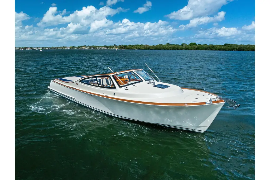 RASCAL 2008 Hinckley Talaria 38R Yacht For Sale in North Palm Beach FL RASCAL 2008 Hinckley Talaria 38R Yacht For Sale in North Palm Beach FL