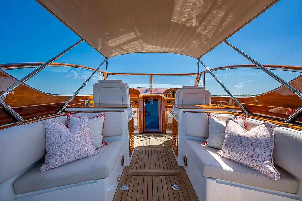 ZIPPER 2017 Hinckley Talaria 34R Yacht For Sale in Stuart FL ZIPPER 2017 Hinckley Talaria 34R Yacht For Sale in Stuart FL