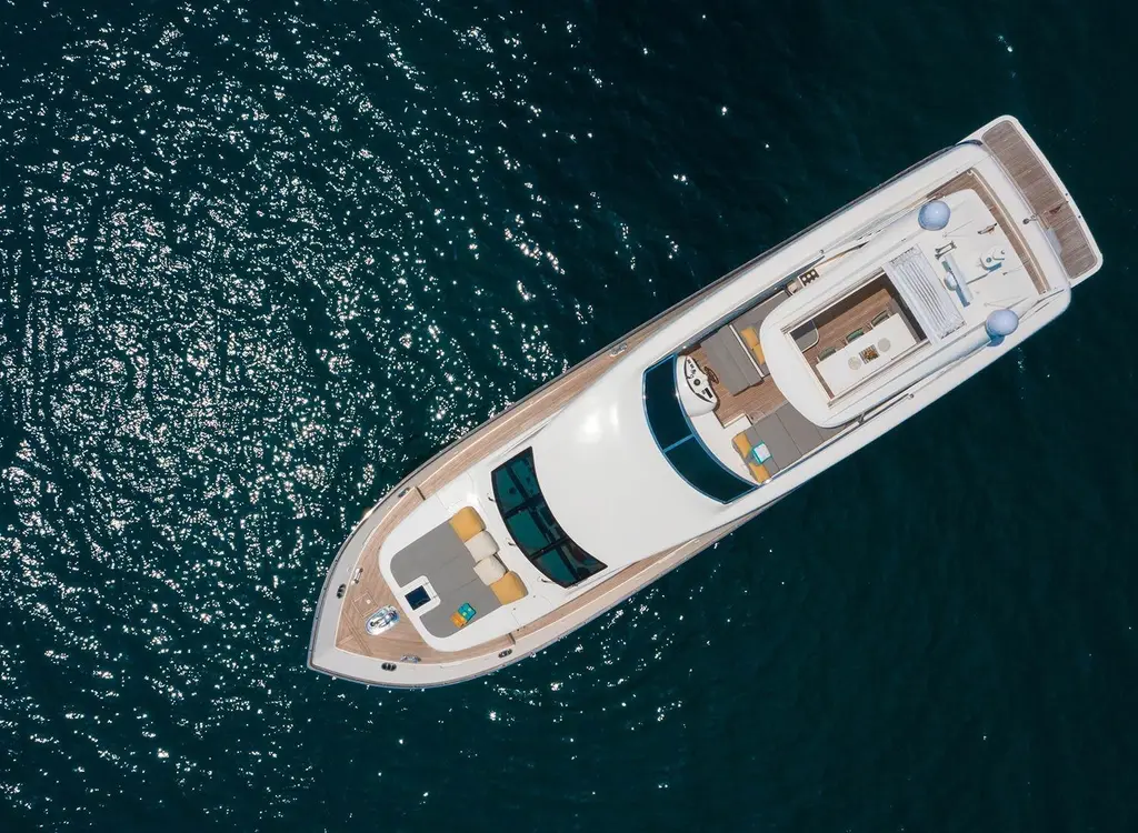 2007 Canados 86 Yacht For Sale in Cannes 2007 Canados 86 Yacht For Sale in Cannes