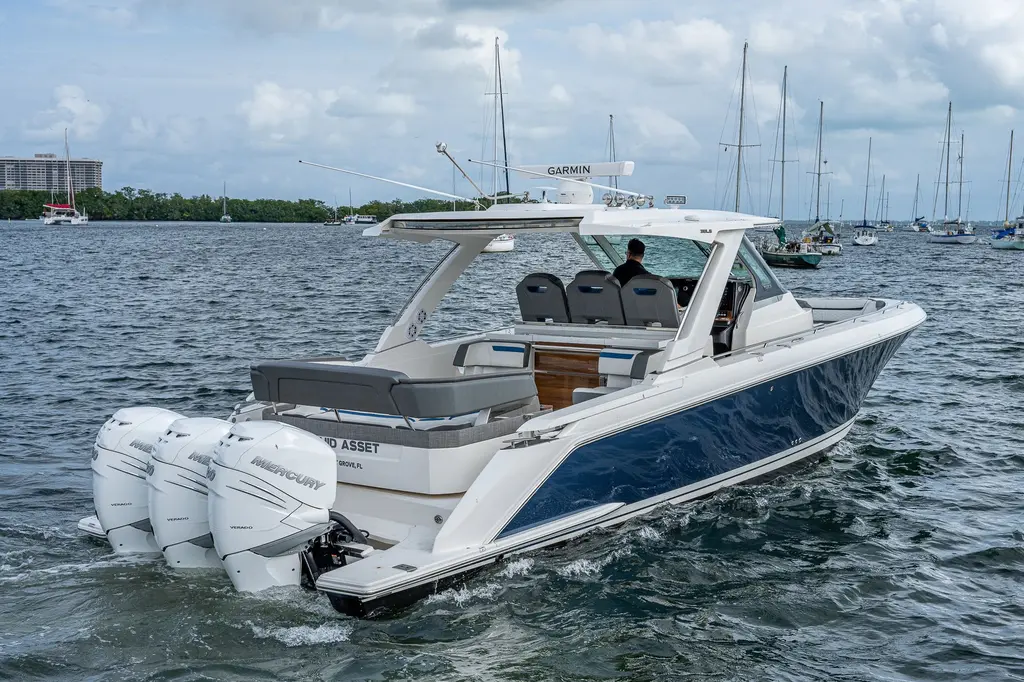 LIQUID ASSET 2021 Tiara Yachts 38 LS Yacht For Sale in Coconut Grove FL LIQUID ASSET 2021 Tiara Yachts 38 LS Yacht For Sale in Coconut Grove FL