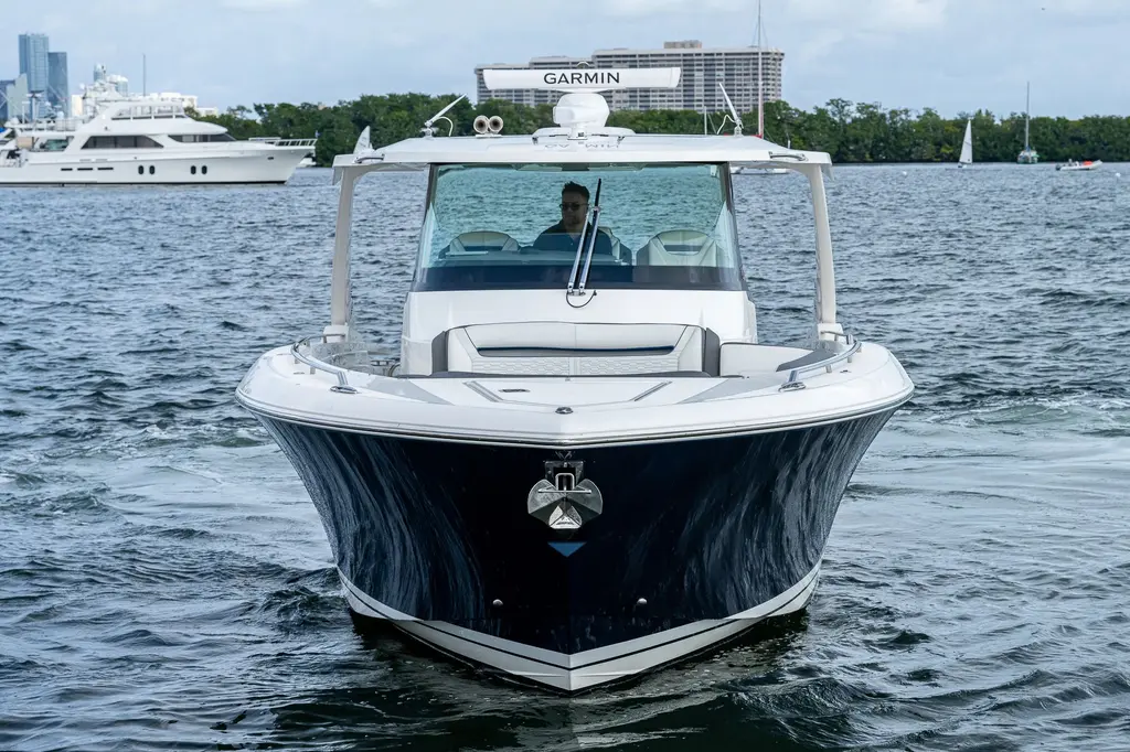 LIQUID ASSET 2021 Tiara Yachts 38 LS Yacht For Sale in Coconut Grove FL LIQUID ASSET 2021 Tiara Yachts 38 LS Yacht For Sale in Coconut Grove FL