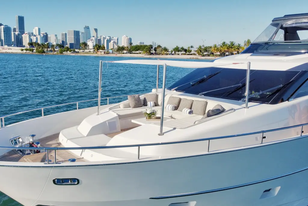 C-Daze 2020 Sanlorenzo SL86 Yacht For Sale in Paradise Island C-Daze 2020 Sanlorenzo SL86 Yacht For Sale in Paradise Island