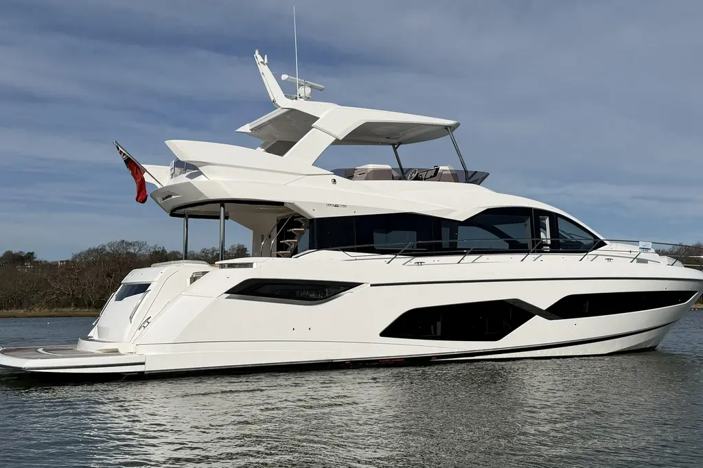 2023 Sunseeker Manhattan 68 Yacht For Sale in Southampton E19 2023 Sunseeker Manhattan 68 Yacht For Sale in Southampton E19