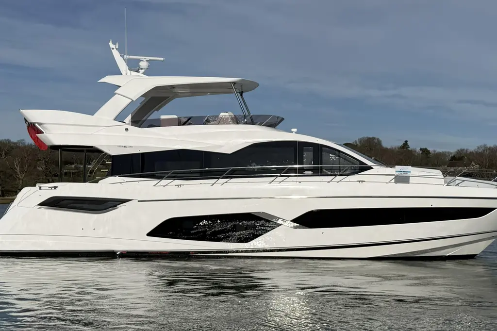 2023 Sunseeker Manhattan 68 Yacht For Sale in Southampton E19 2023 Sunseeker Manhattan 68 Yacht For Sale in Southampton E19