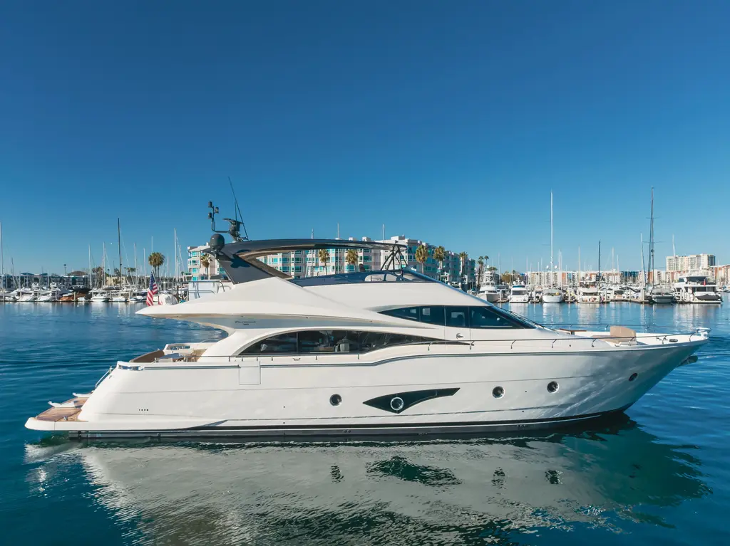 FINE SEAS-ONINGS 2018 Marquis 720 Fly Yacht For Sale in Marina del Rey CA FINE SEAS-ONINGS 2018 Marquis 720 Fly Yacht For Sale in Marina del Rey CA