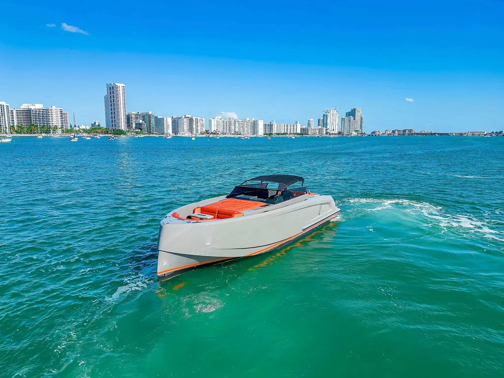 Spectra 2021 Vanquish Yachts VQ 45 Yacht For Sale in Riviera Beach FL Spectra 2021 Vanquish Yachts VQ 45 Yacht For Sale in Riviera Beach FL