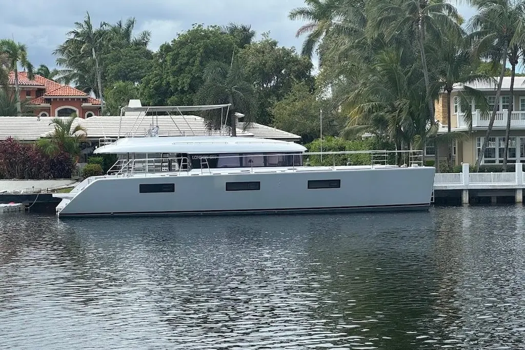 LONDON SKY 2015 Lagoon 630 Motor Yacht Yacht For Sale in Fort Lauderdale FL LONDON SKY 2015 Lagoon 630 Motor Yacht Yacht For Sale in Fort Lauderdale FL