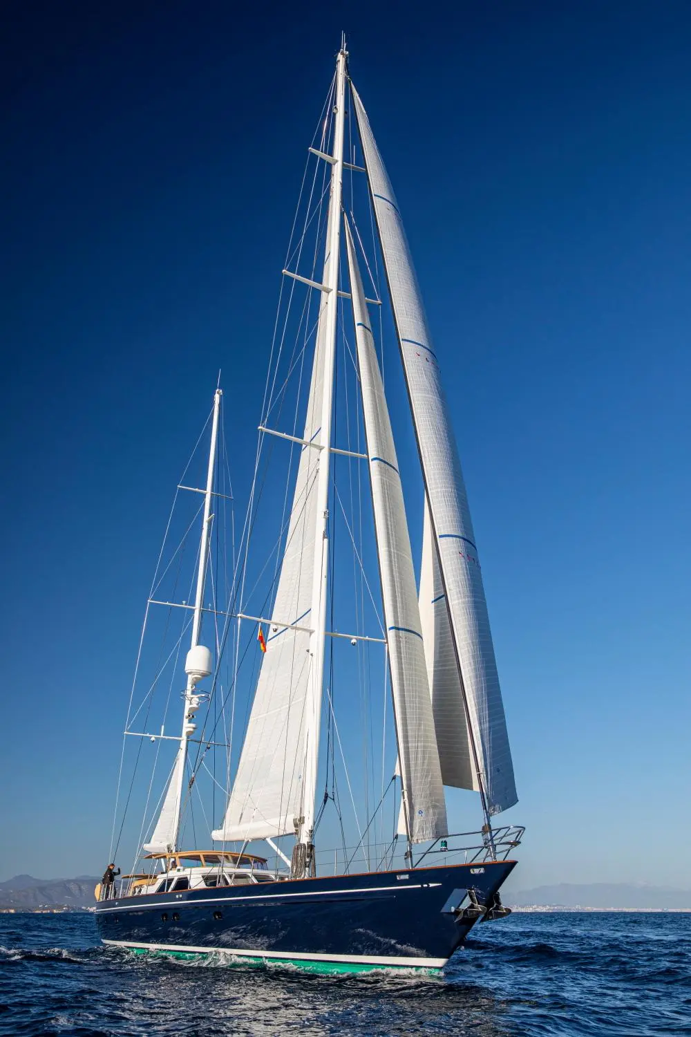 LEGEND 1998 Alloy Yachts Cruising Ketch Yacht For Sale in Newport RI