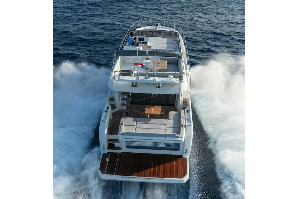 2019 Prestige 590 Yacht For Sale in Livorno IT-LI 2019 Prestige 590 Yacht For Sale in Livorno IT-LI