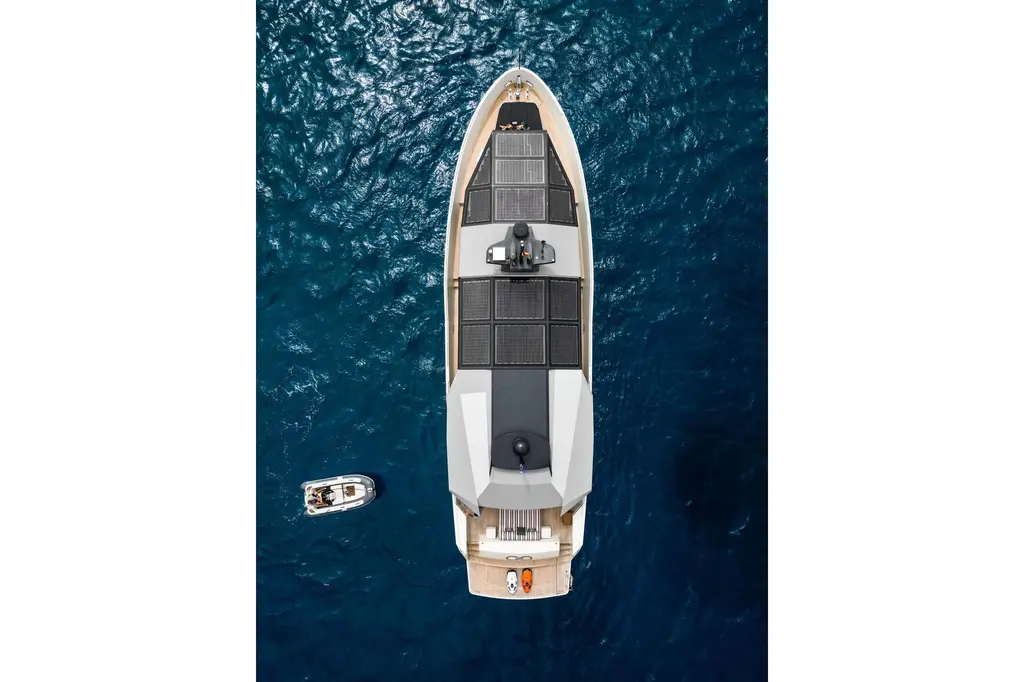 2010 85 Yacht For Sale in Eivissa 2010 85 Yacht For Sale in Eivissa