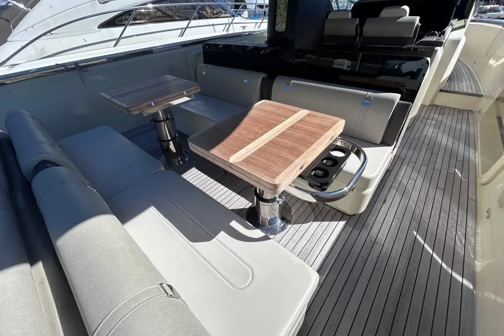 Oscar 2021 Invictus TT 460 Yacht For Sale in Beaulieu-sur-Mer 