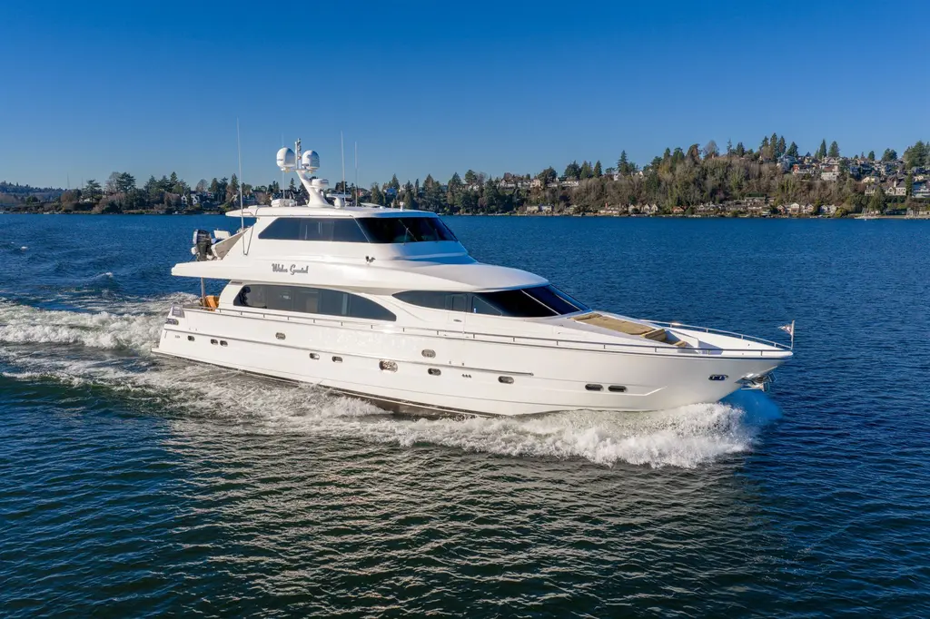 Wishes Granted 2005 Horizon 82 Skylounge Yacht For Sale in Seattle WA Wishes Granted 2005 Horizon 82 Skylounge Yacht For Sale in Seattle WA