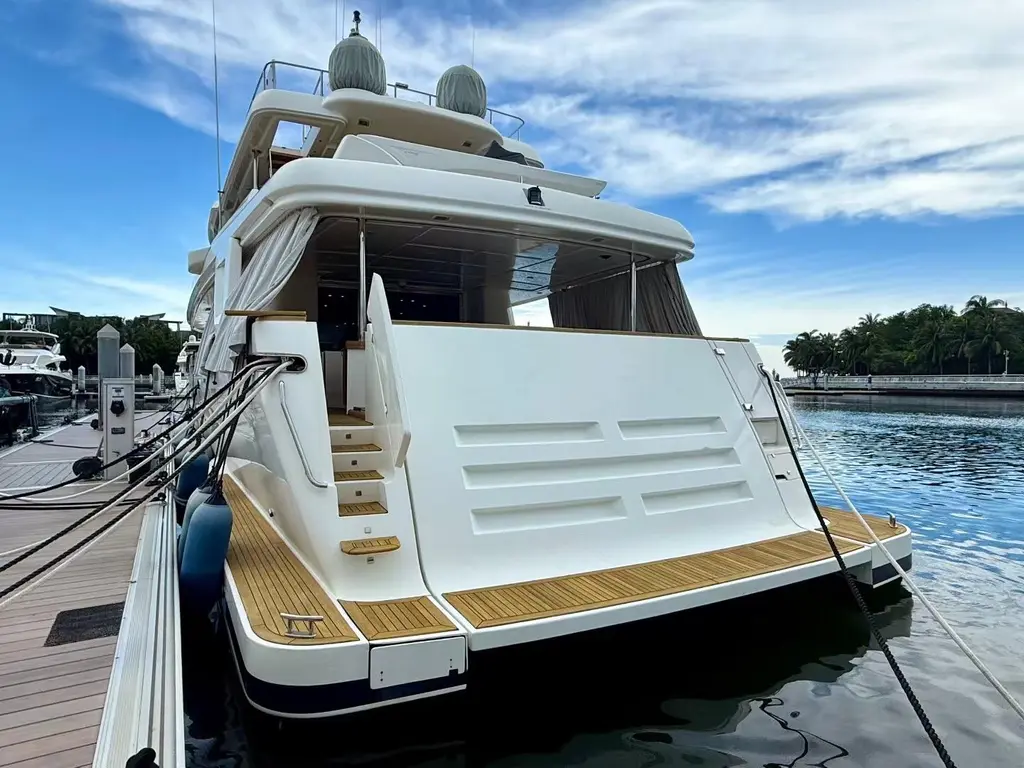 2015 Custom Line Navetta 33 Yacht For Sale in Hong Kong 2015 Custom Line Navetta 33 Yacht For Sale in Hong Kong