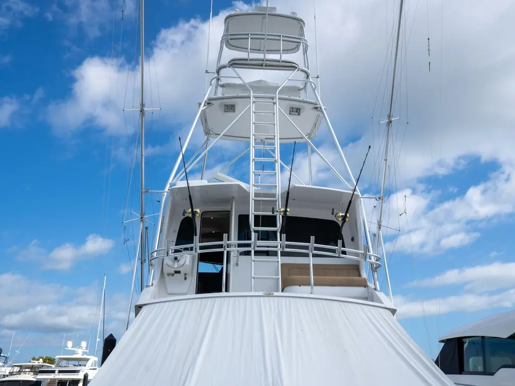 STREAM RUNNER 2005 Viking 74 Enclosed Bridge Yacht For Sale in Miami Shores FL STREAM RUNNER 2005 Viking 74 Enclosed Bridge Yacht For Sale in Miami Shores FL