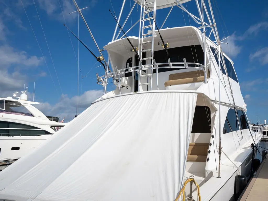 STREAM RUNNER 2005 Viking 74 Enclosed Bridge Yacht For Sale in Miami Shores FL STREAM RUNNER 2005 Viking 74 Enclosed Bridge Yacht For Sale in Miami Shores FL